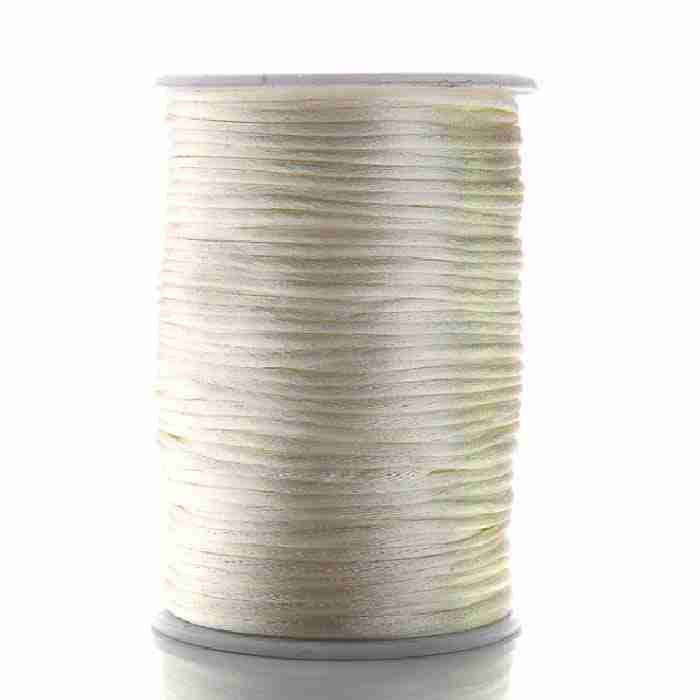 Yarda de Cola de Ratón Crema