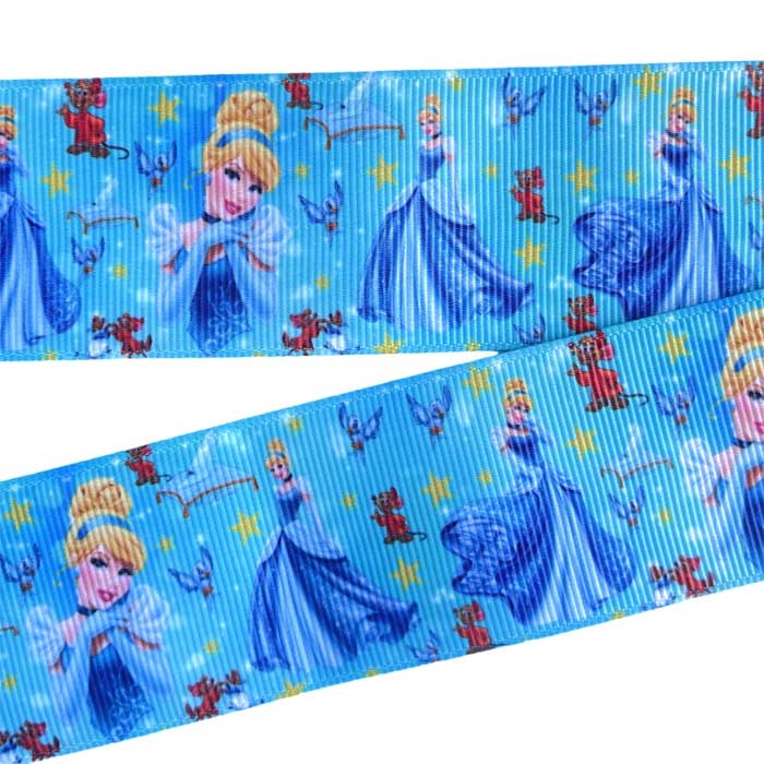 Yarda de Listón Estampado 3.8 Cenicienta Fondo Celeste