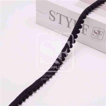 Yarda de Bies con Mini Pomponcitos Negro