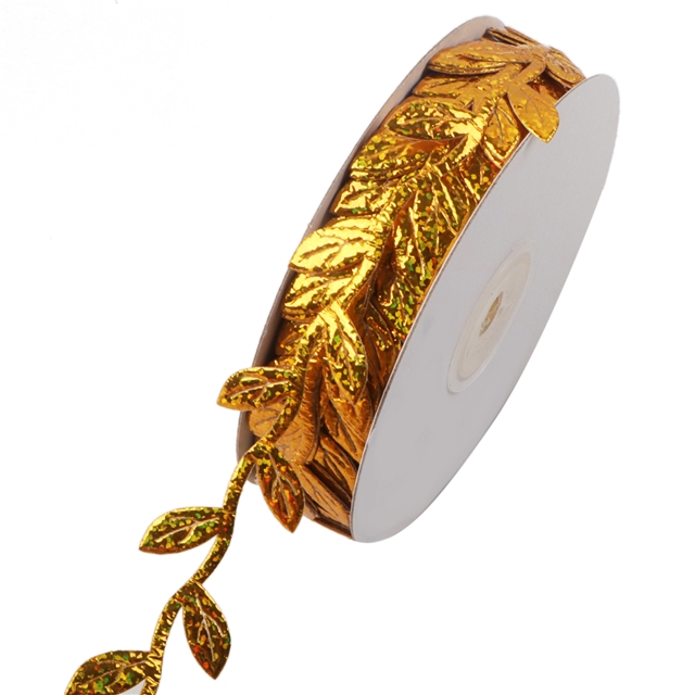 Yarda de Hojas Doradas