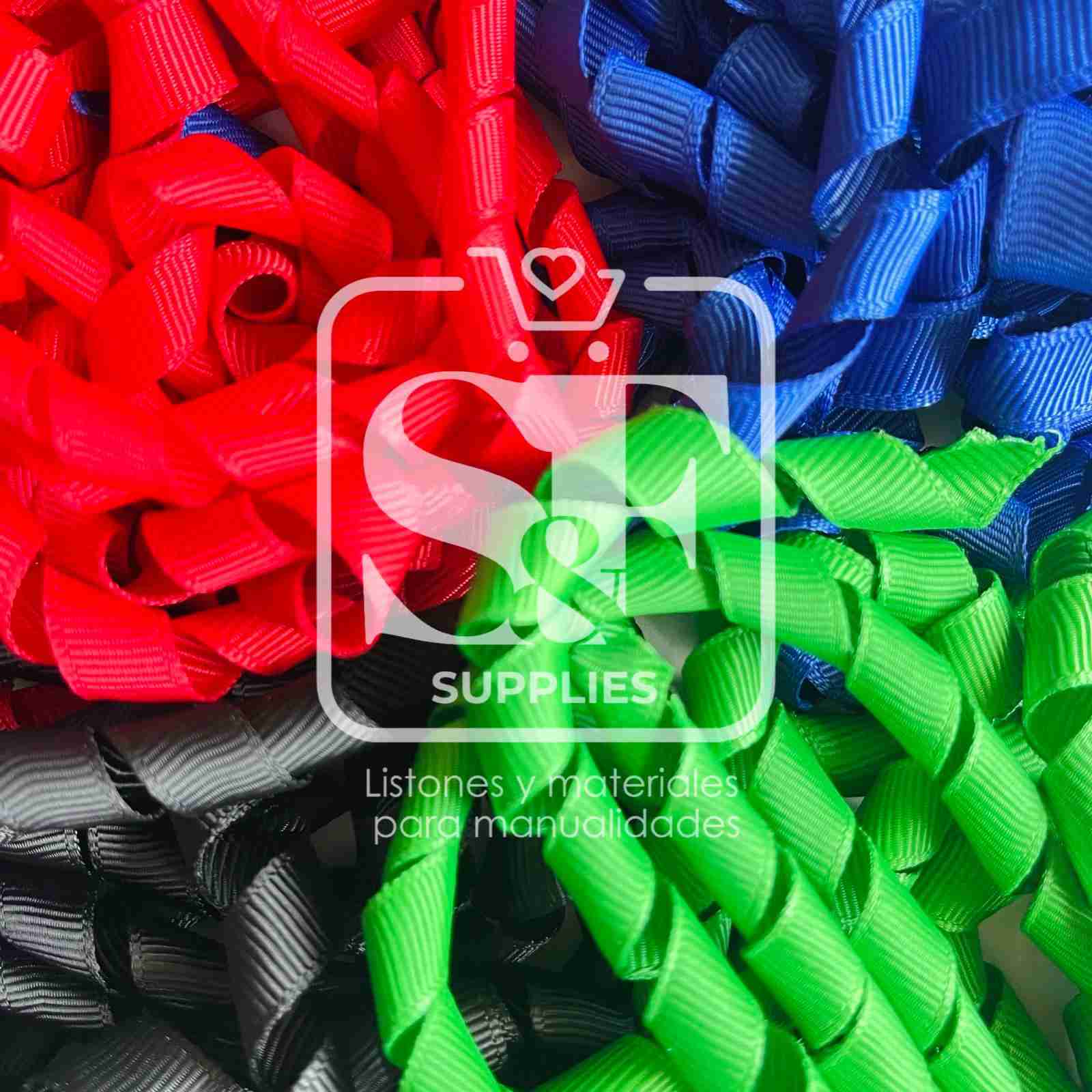 Paquete con 20 Yardas de Listón Rizado Navideño