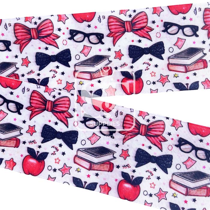 collagemoñoslentesylibros