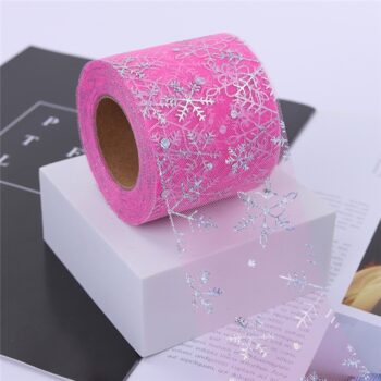 Yarda de Tul Rosa Mexicano con copos Plateados