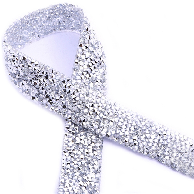 Yarda de Cristales Plateados