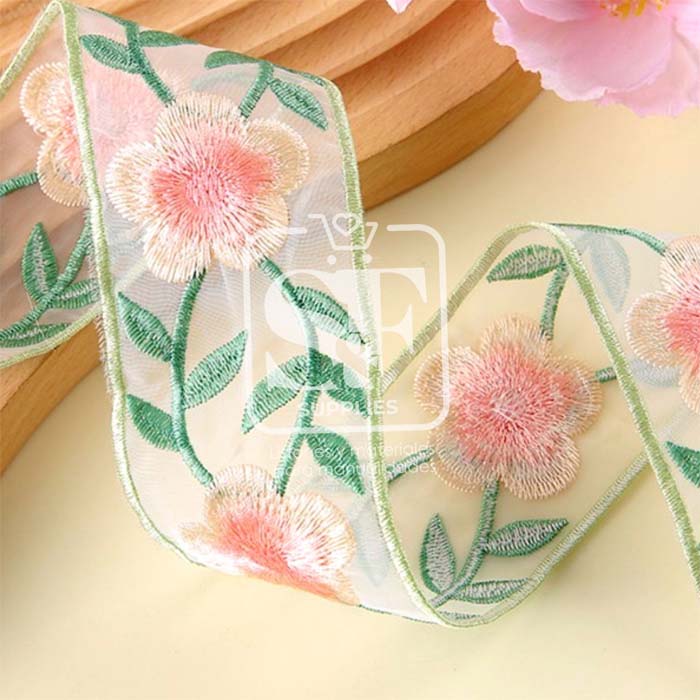 Organza Bordada de Flores Rosa