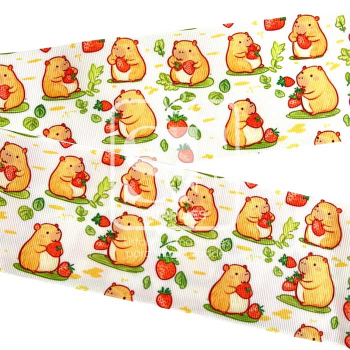 Yarda Estampado 7.5cm  Capibara Fresas