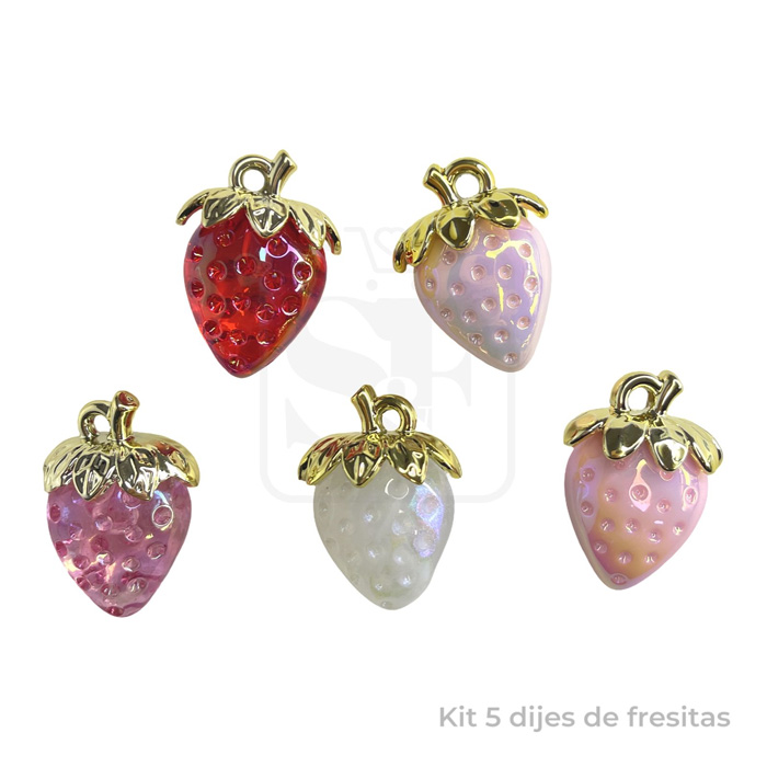 Set de 5 Dijes de Fresas