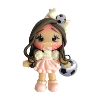 Niña con Vestido Rosa y Balón de Fut